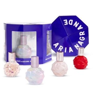 Ariana grande mini sprays set 💗